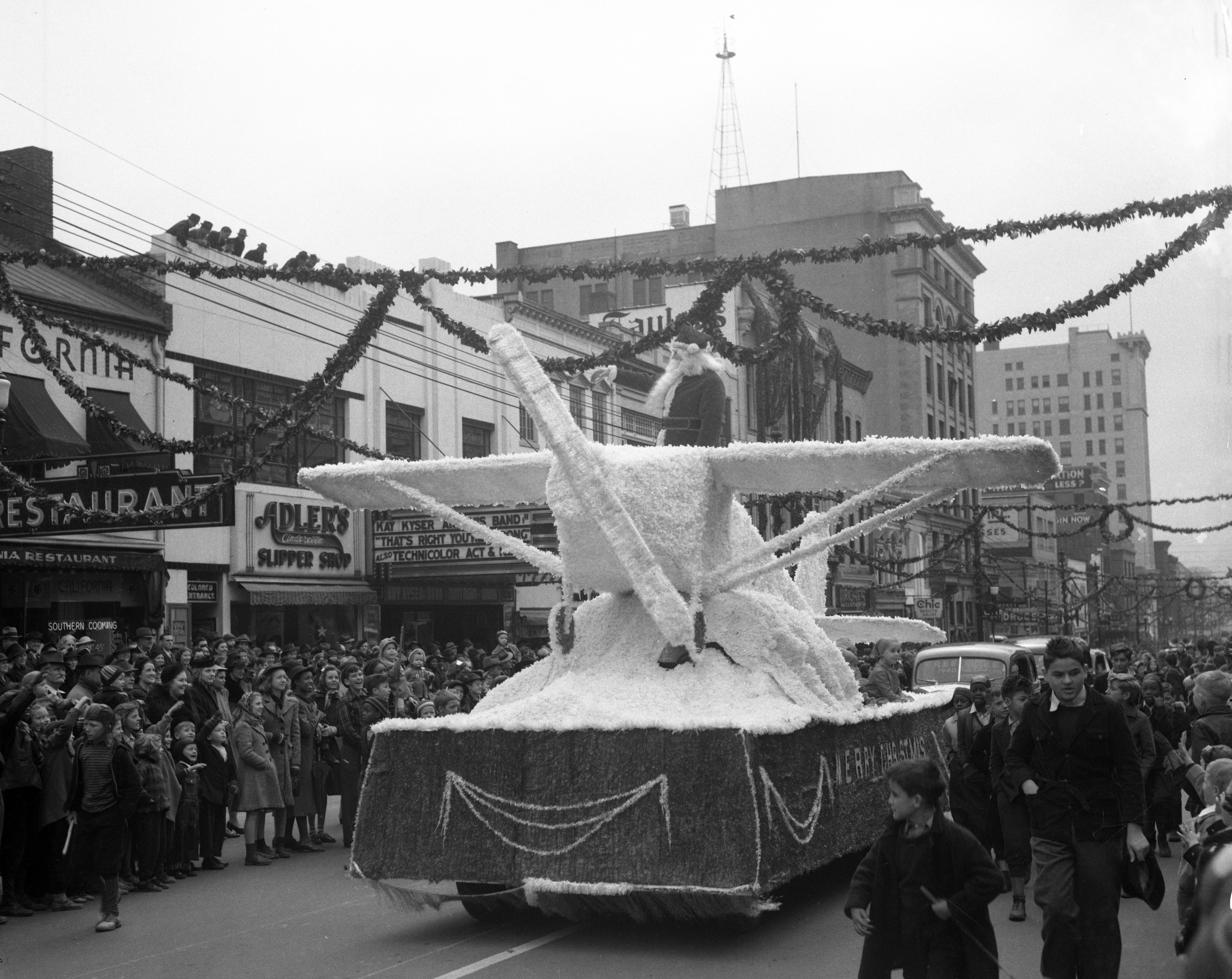 Raleigh Christmas Parade undated