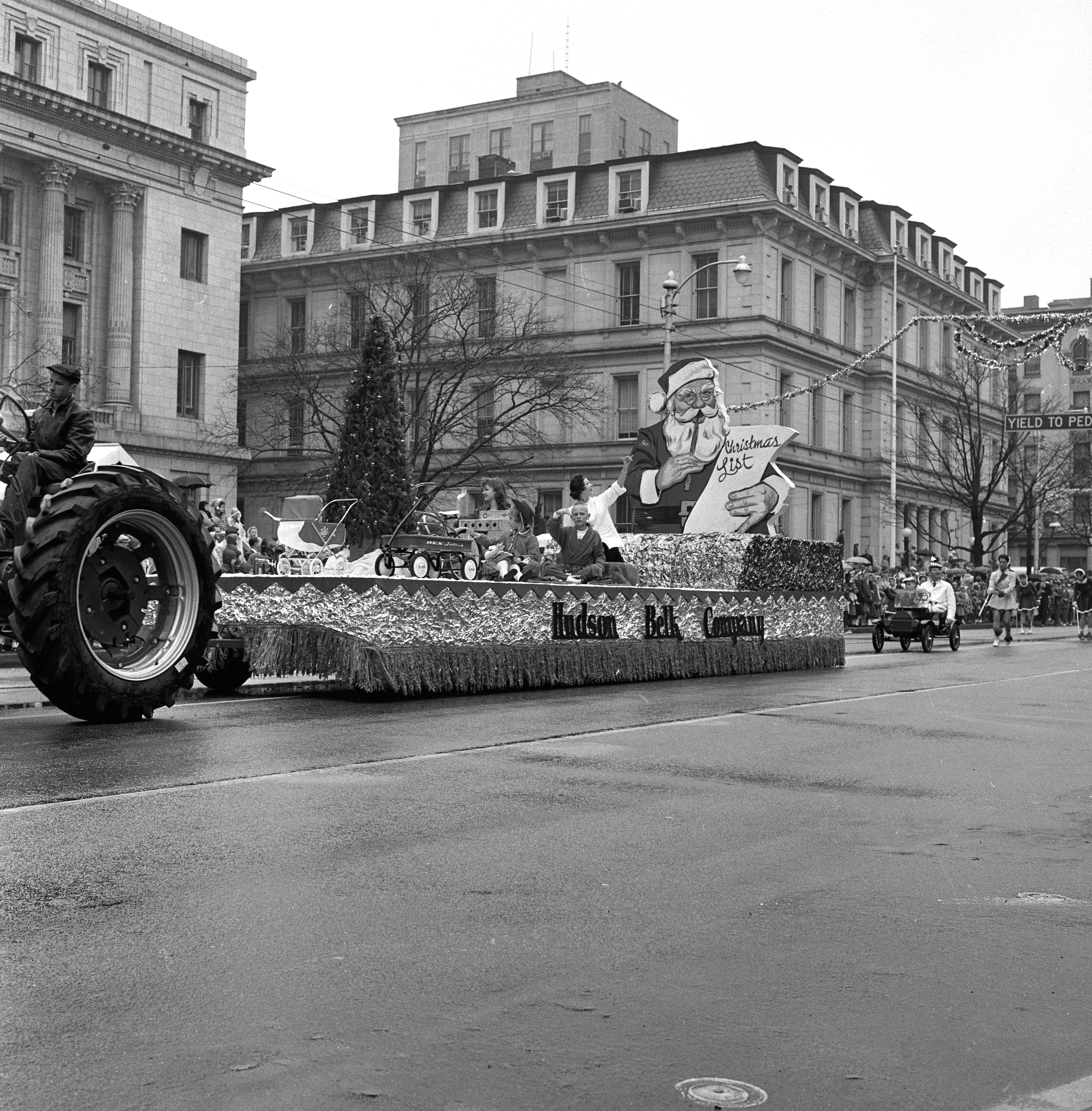 Raleigh Christmas Parade in 1959