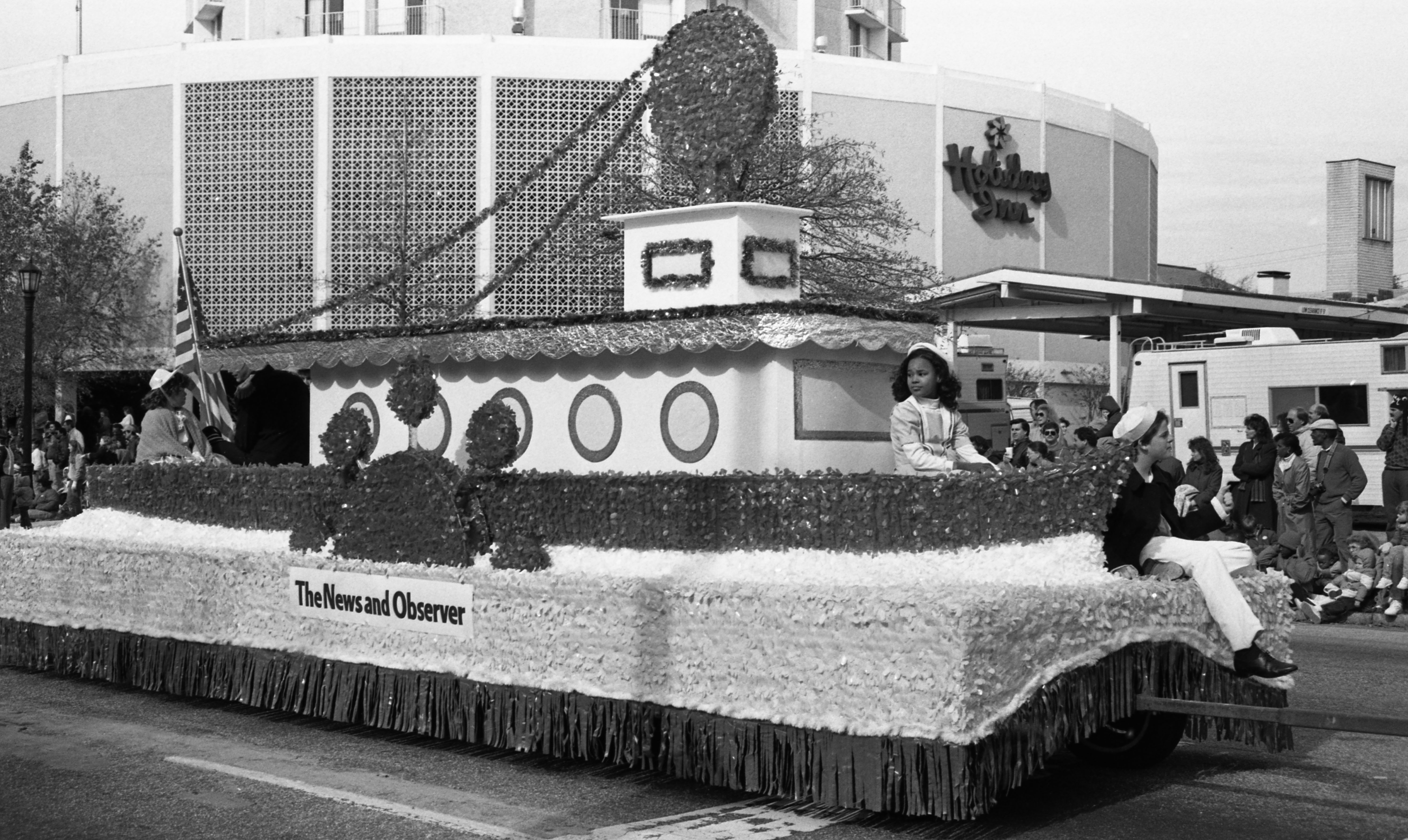 Raleigh Christmas Parade undated